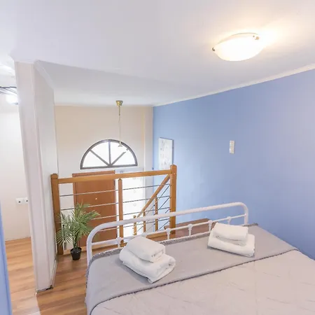 Raise Koukaki Urban Lofts