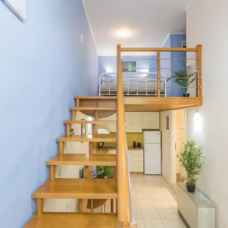 Raise Koukaki Urban Lofts *